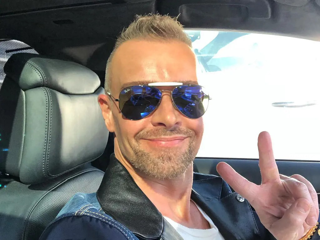 Joey Lawrence had worked in numerous films and television shows in shaved hair