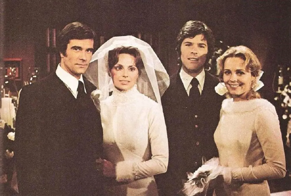 Tom Hallick (Brad), Janice Lynde (Leslie), James Houghton (Greg), and Trish Stewart (Chris), The Young and the Restless