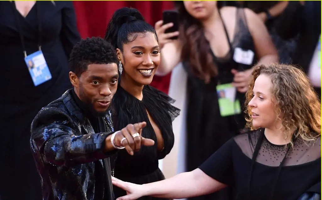 Chadwick Boseman & Girlfriend Taylor Simone Ledward Coupled Up for Oscars 2019