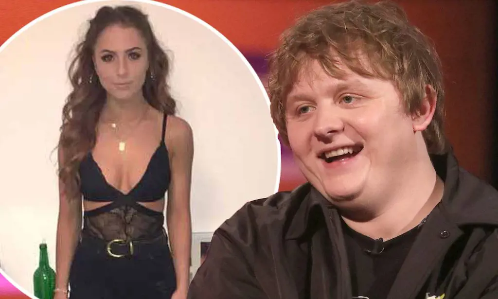 Lewis Capaldi has been spotted with his girlfriend Ellie.