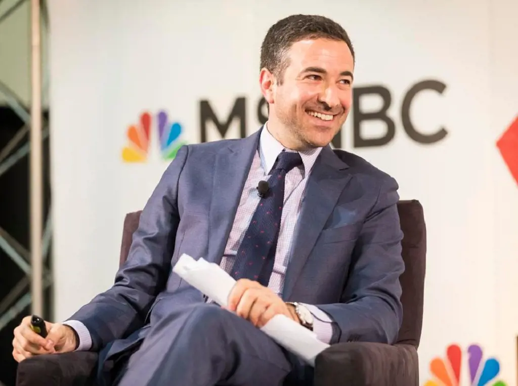 An American attorney, journalist, and MSNBC host, Ari Melber Parents, Wife, Girlfriend, and more
