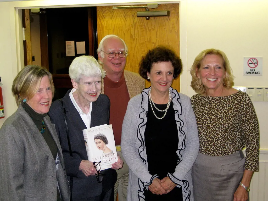 Sally Bedell Smith second from the left, Launching her book covering Royal Family member, Queen Elizabeth II who lost her life few days ago in Buckingham Palace
