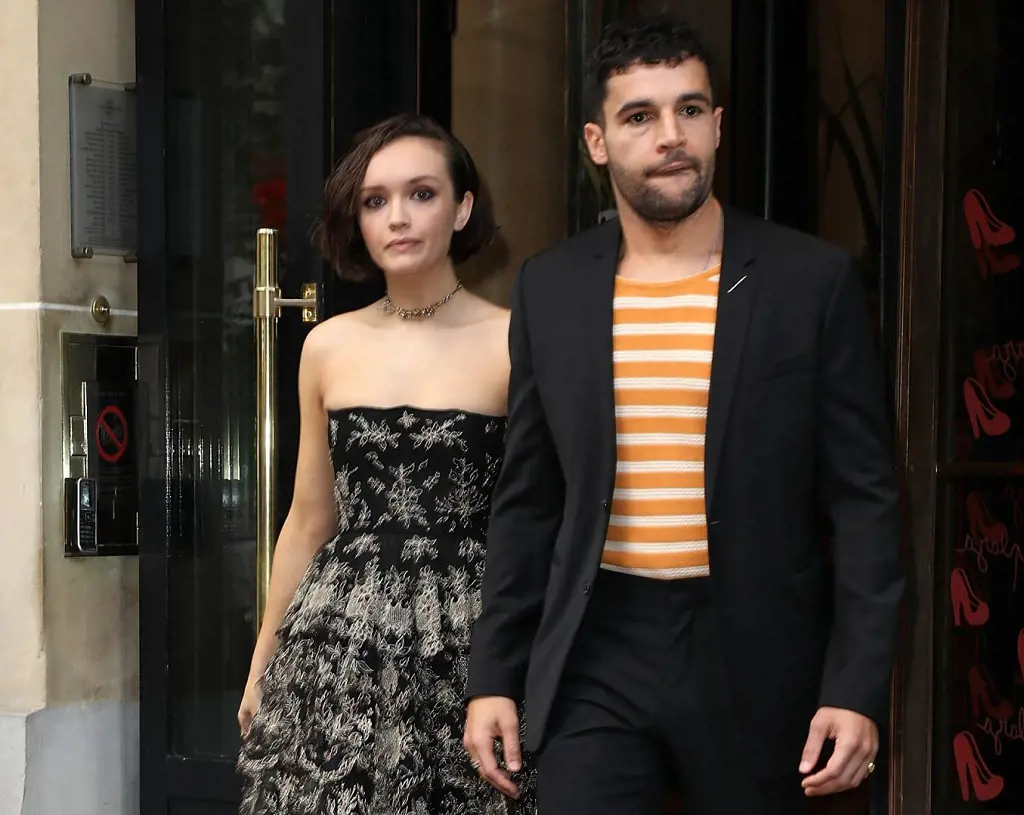 Olivia Cooke and her boyfriend Oliver Abbott leave their hotel on September 24, 2018 in Paris, France.