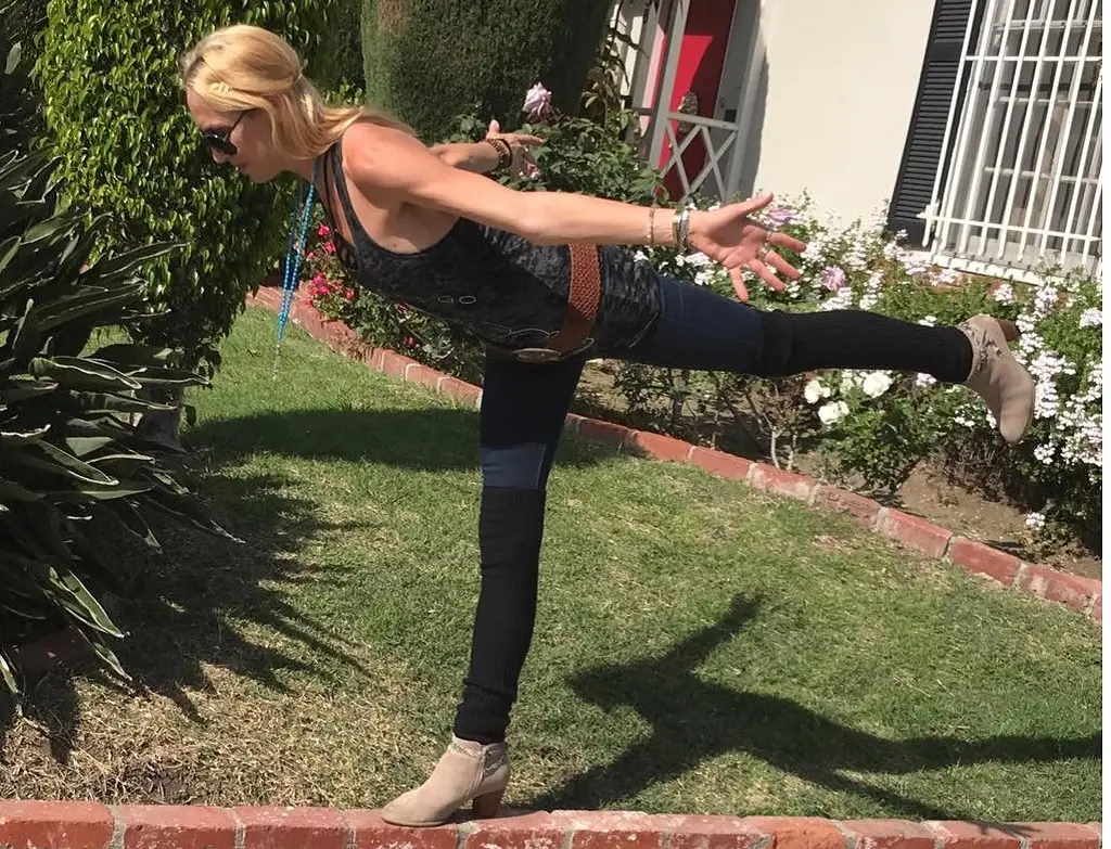 Ashley Cumming Trying To Balance Her Body Posture