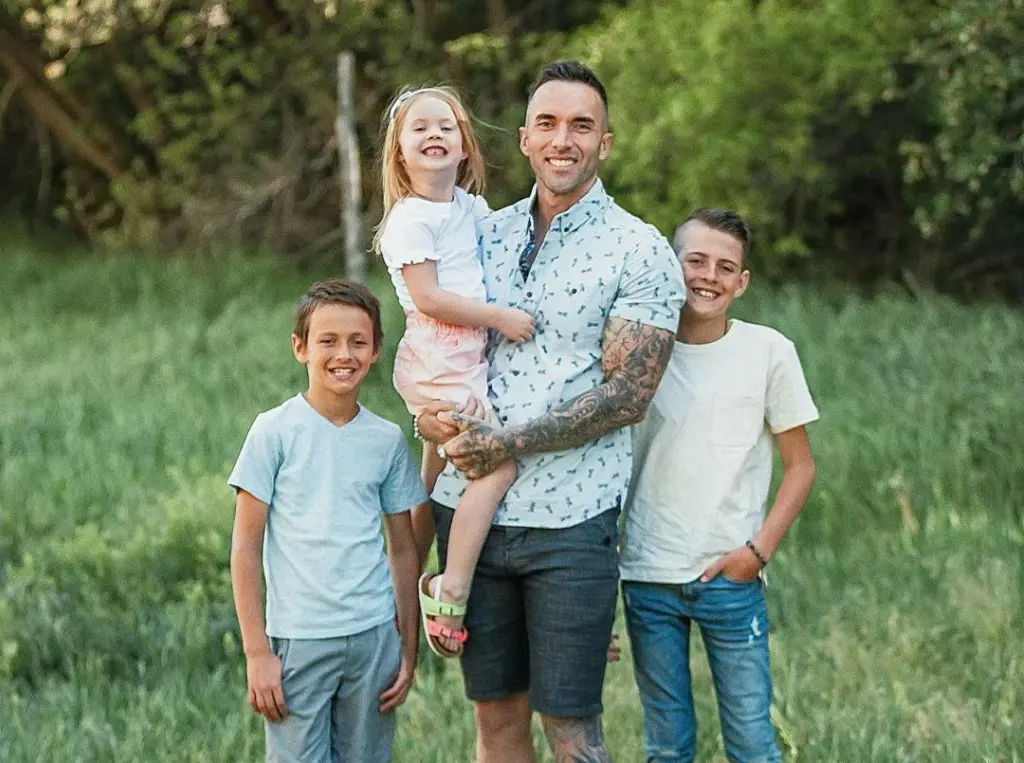 Sashleigha Brady's husband Adam Hightower with  his two sons