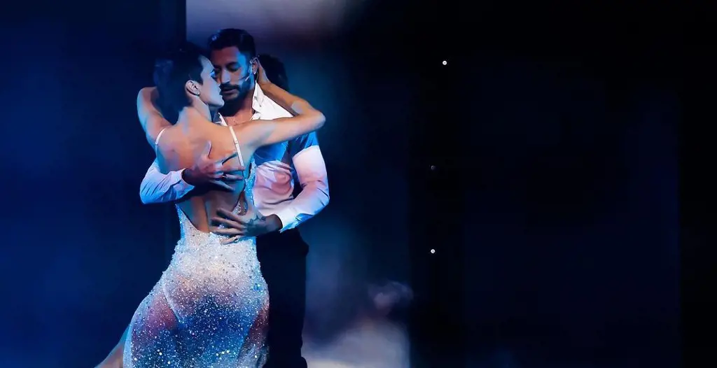 Lauren Oakley and Giovanni Pernice have performed as dance partners at several competitions