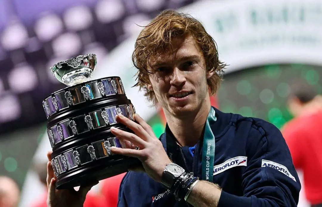 Andrey Rublev lifting his Davis Cup in October 2021, adding one more title to his 11 ATP tittles overall