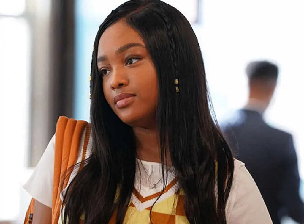 Antonyah Allen is an introverted character and love of Kevin in The Chi