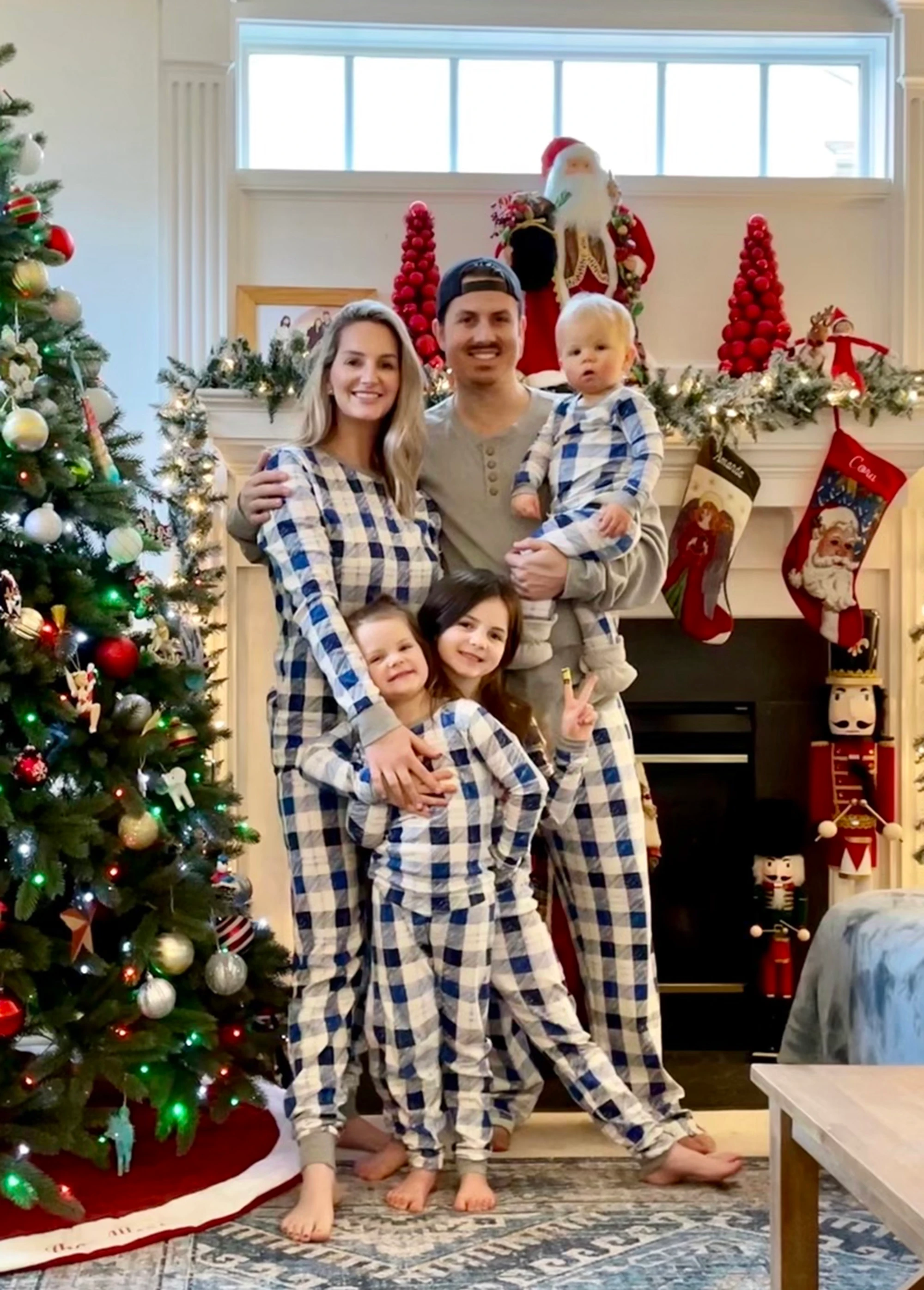Mr Ballen and Amanda celebrated Christmas with their children