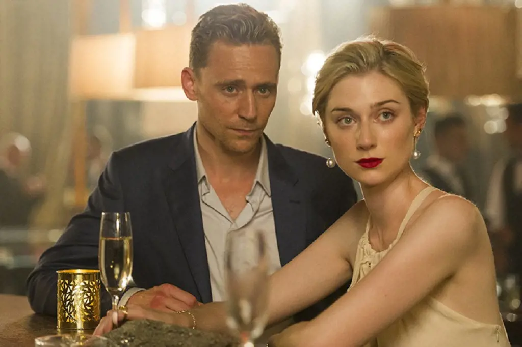 Elizabeth Debicki and Tom Hiddleston appeared together in The Night Manager 