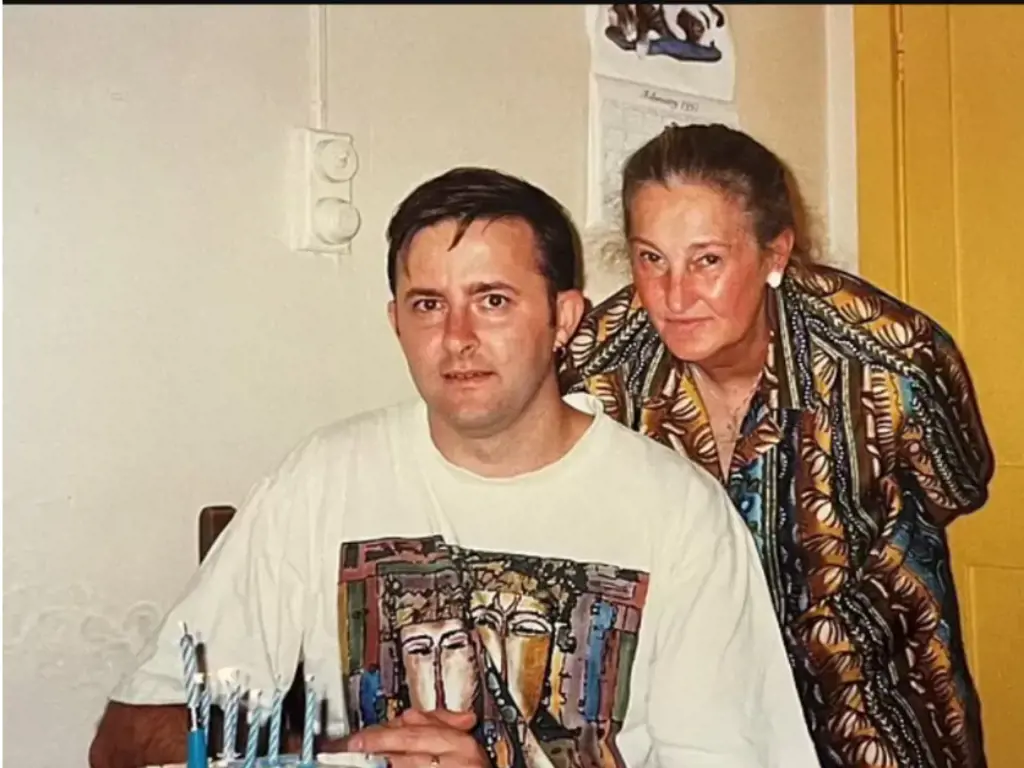 Anthony Albanese and his mother  Maryanne Therese Albanese 