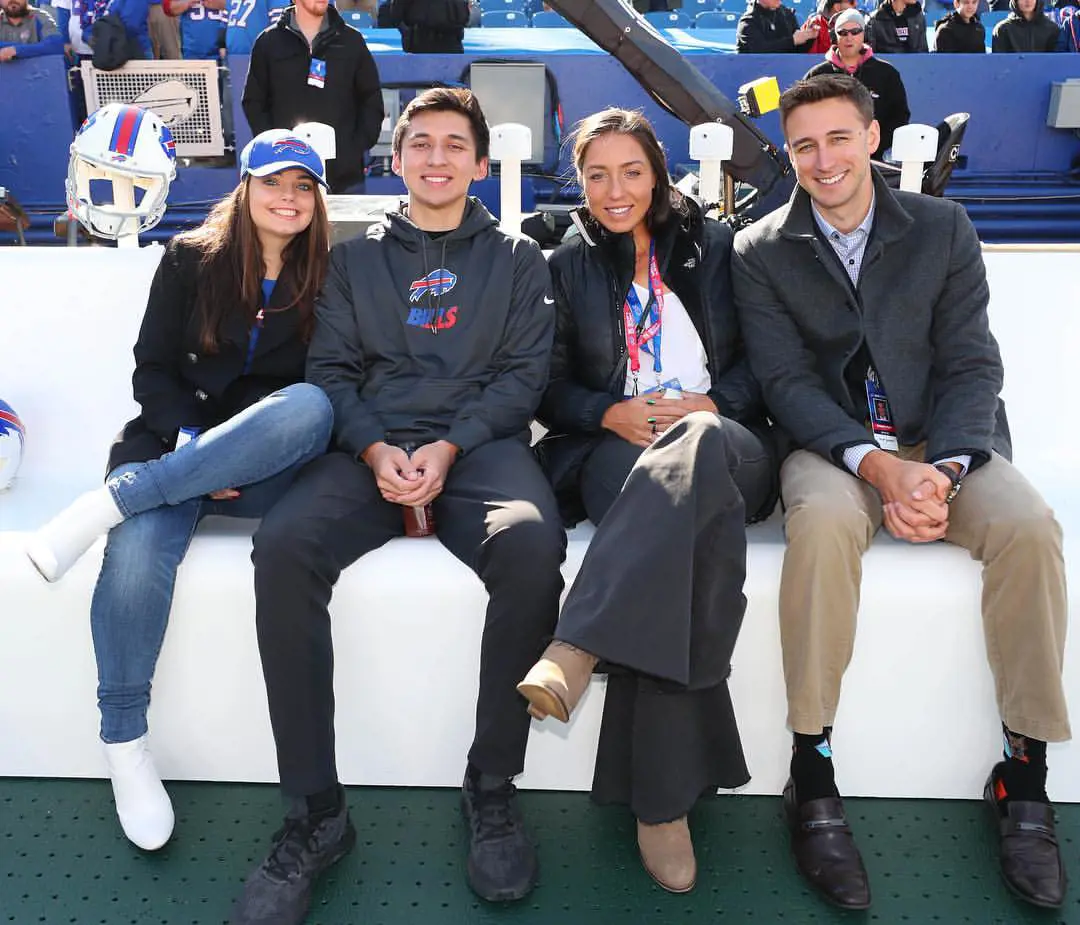 Jessic Pegula with her siblings 