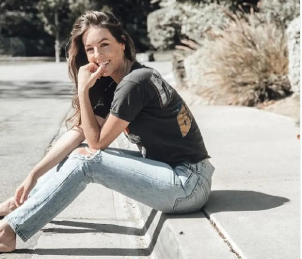 Casey Clufetos Is A Fitness Freak And She Also Loves Yoga