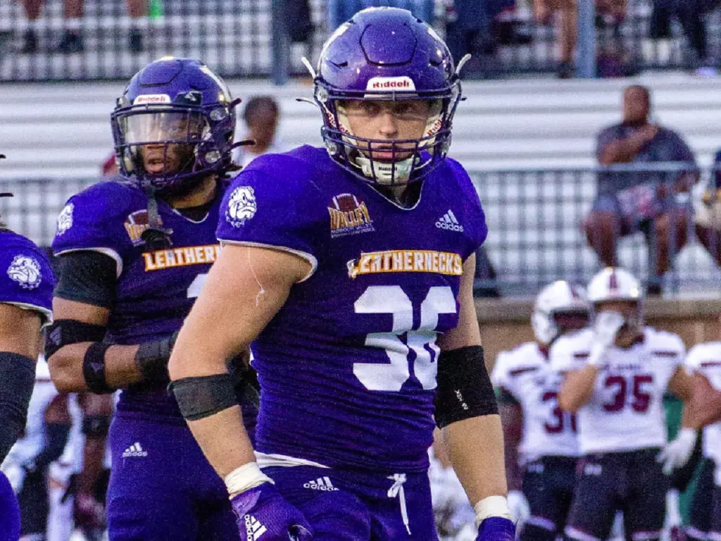Hunter received MVFC Commissioner's List of Academic Excellence Award 