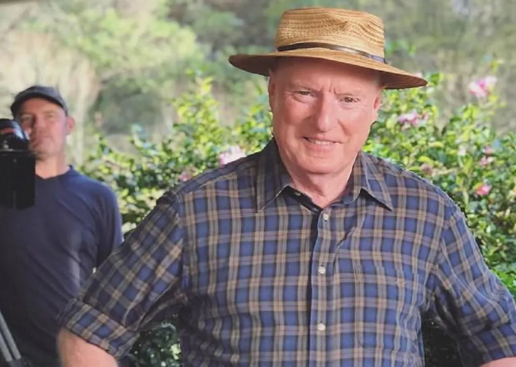 Why Is Alf Stewart Leaving Home And Away In 2022
