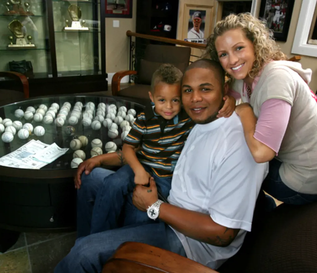 Druw Jones with his parents, Andruw Jones and Nicole Derick Jones