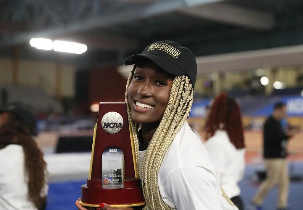 Talitha Diggs won NCAA 400m CHAMPION