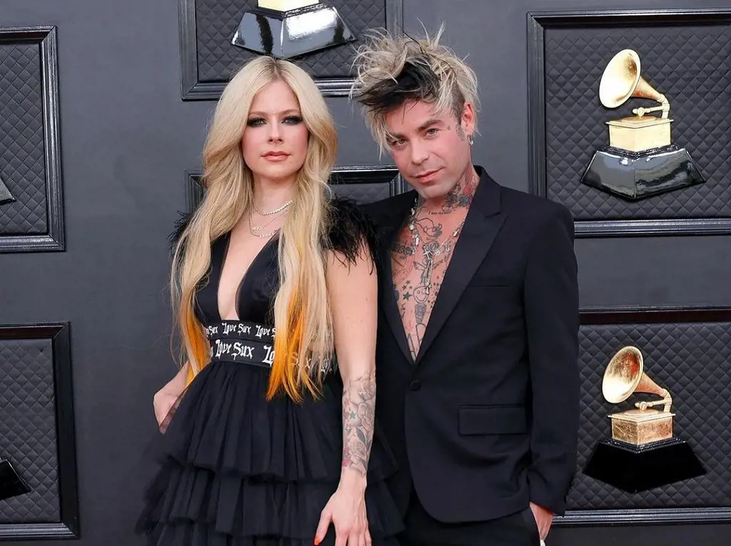 Avril Lavigne with her fiancé, Mod Sun