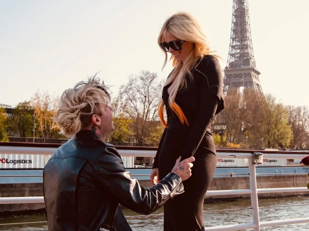 Mod Sun proposed Avril Lavigne in Paris.