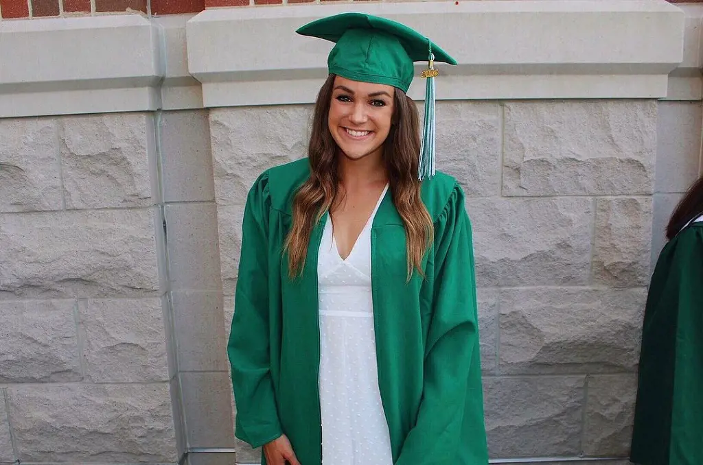 Abby Steiner graduating high school in 2018