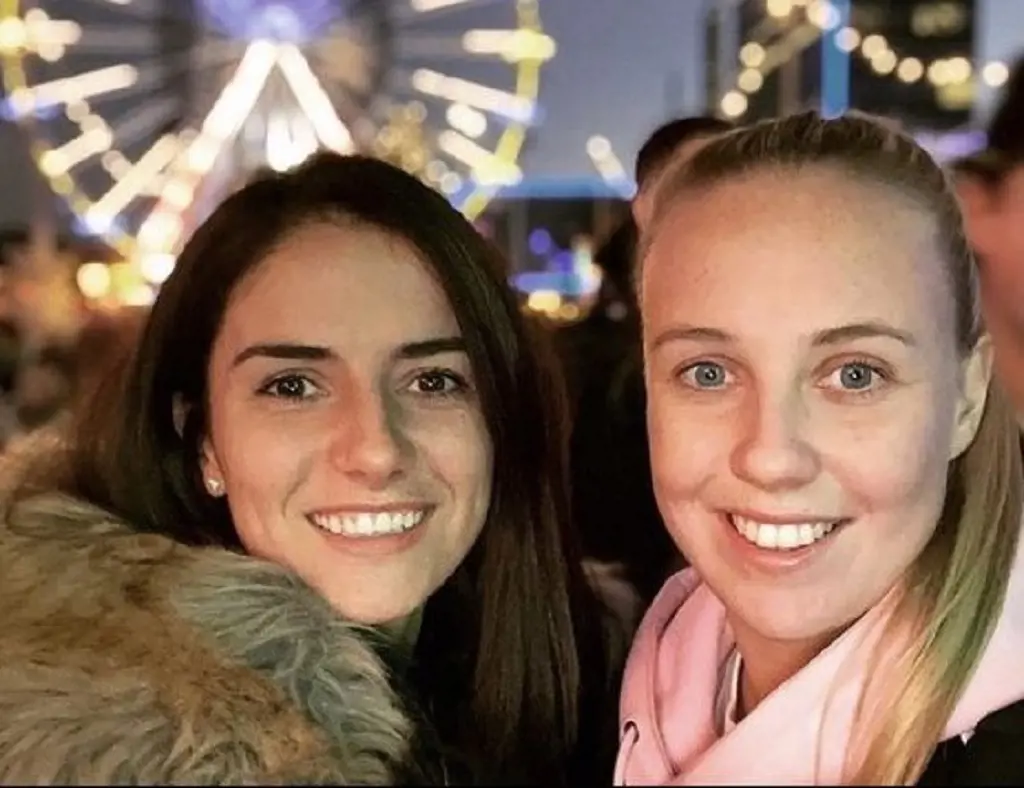 Former couple Beth Mead and Danielle van de Donk taking selfie together