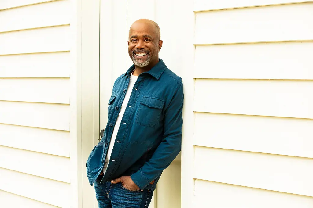 An American singer and songwriter Darius Rucker, one of the greatest artists 