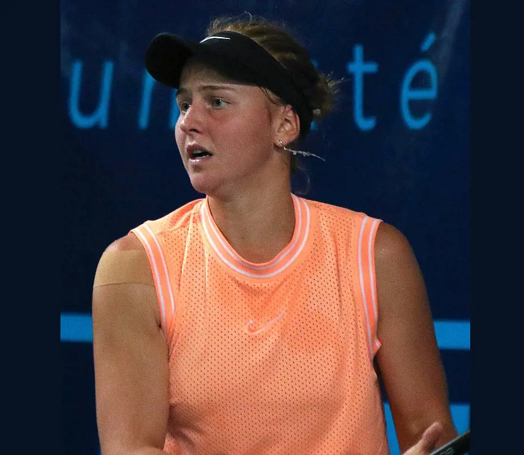 Samsonova at the 2019 ITF Poitiers