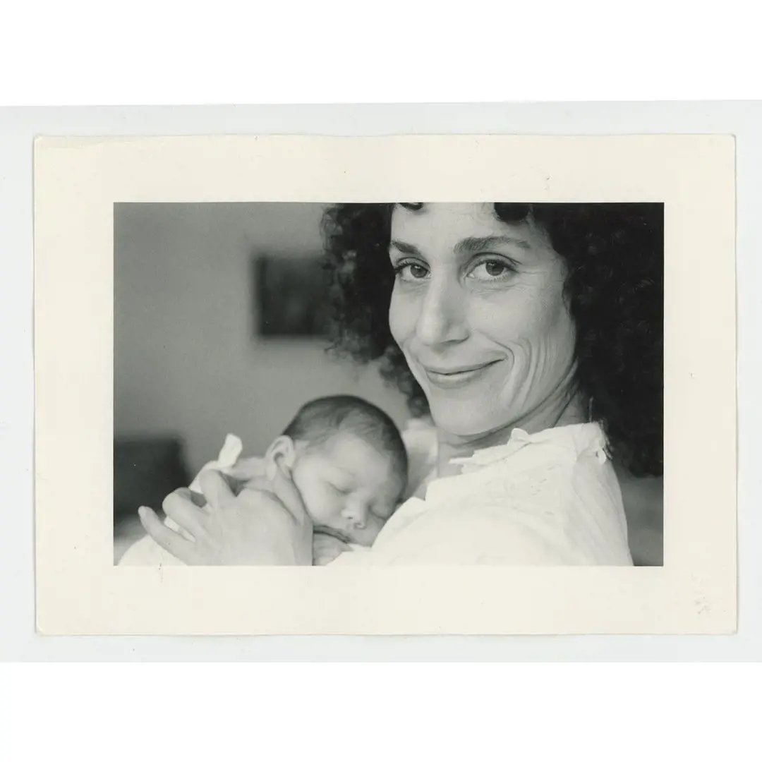 Emma posted a picture of her mother and kid on Mother's Day on May 8, 2022