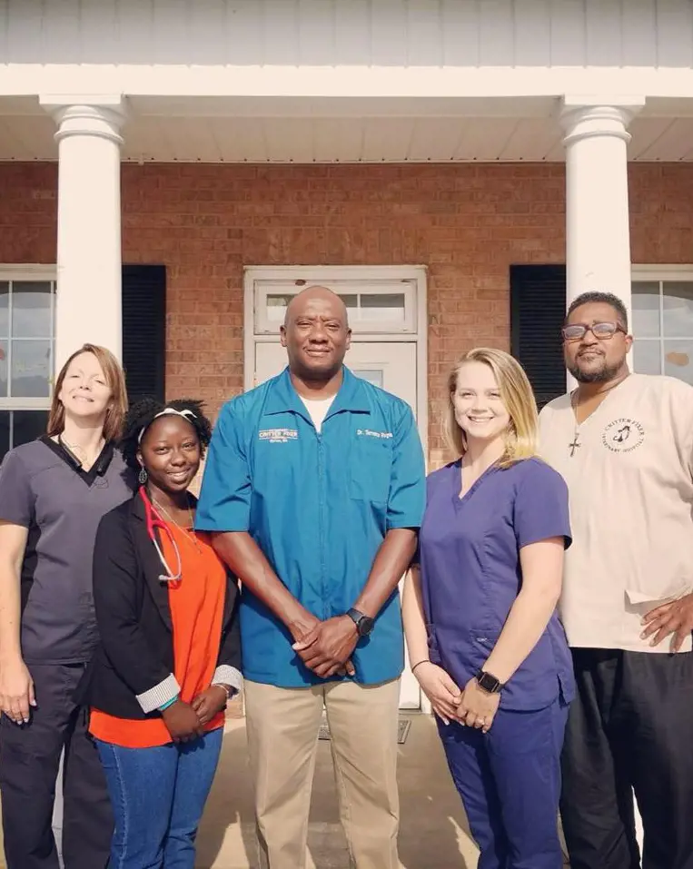 Critter Fixer Veterinary Hospital is a 7,000-plus square feet state-of-the-art facility -the only veterinary clinic in the Bonaire/Warner Robins area 