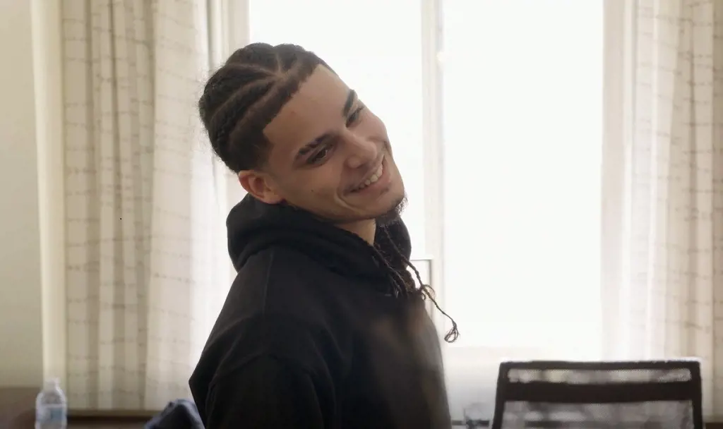  Velez and Indie from the Love During Lockup appeared in the series after he released from jail