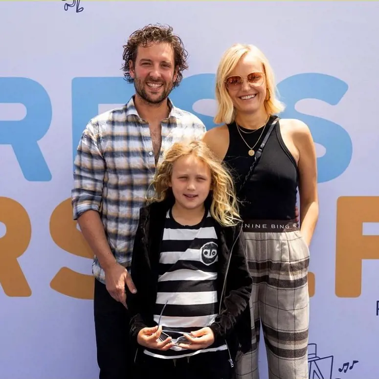 Akerman took her spouse Donnelly and her son Sebastian to support P.S. Arts on May 2022