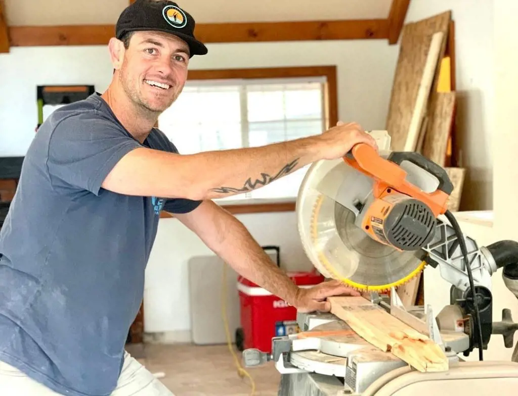 Contractor Extraordinaire Mitch Glew from Hgtv's Fix My Flip has made an impression among fans
